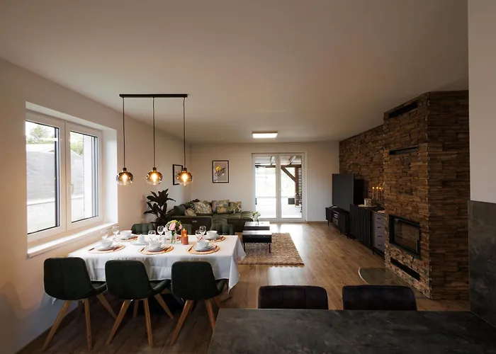 Pool Mukarov * Mukarschow