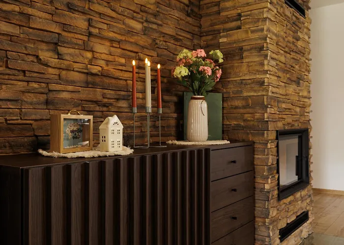 Pool Mukarov Feriehus *