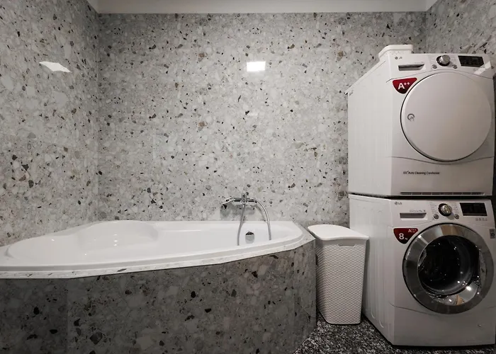 Feriehus Pool Mukarov