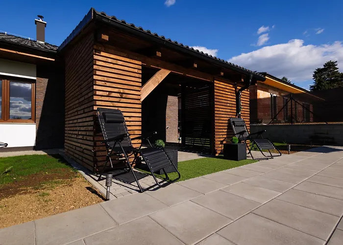 Ferienhaus Pool Mukarov